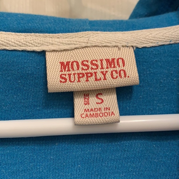 Zip-Up/Sweater - Picture 2 of 2